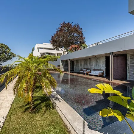 Extravagant 5-bedroom Mansion * וילה נובה דה גאיה