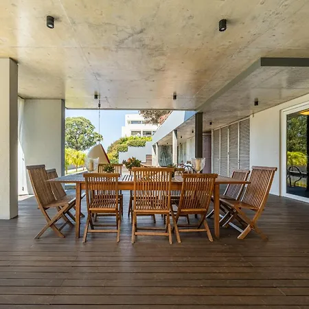 וילה Extravagant 5-bedroom Mansion *