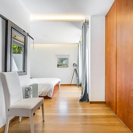 וילה Extravagant 5-bedroom Mansion *